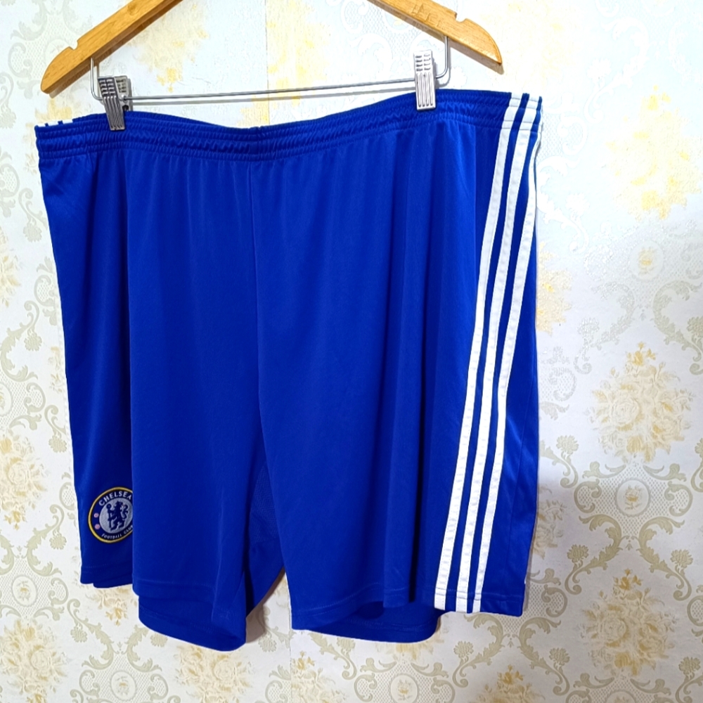 Adidas - Picture 1 of 7